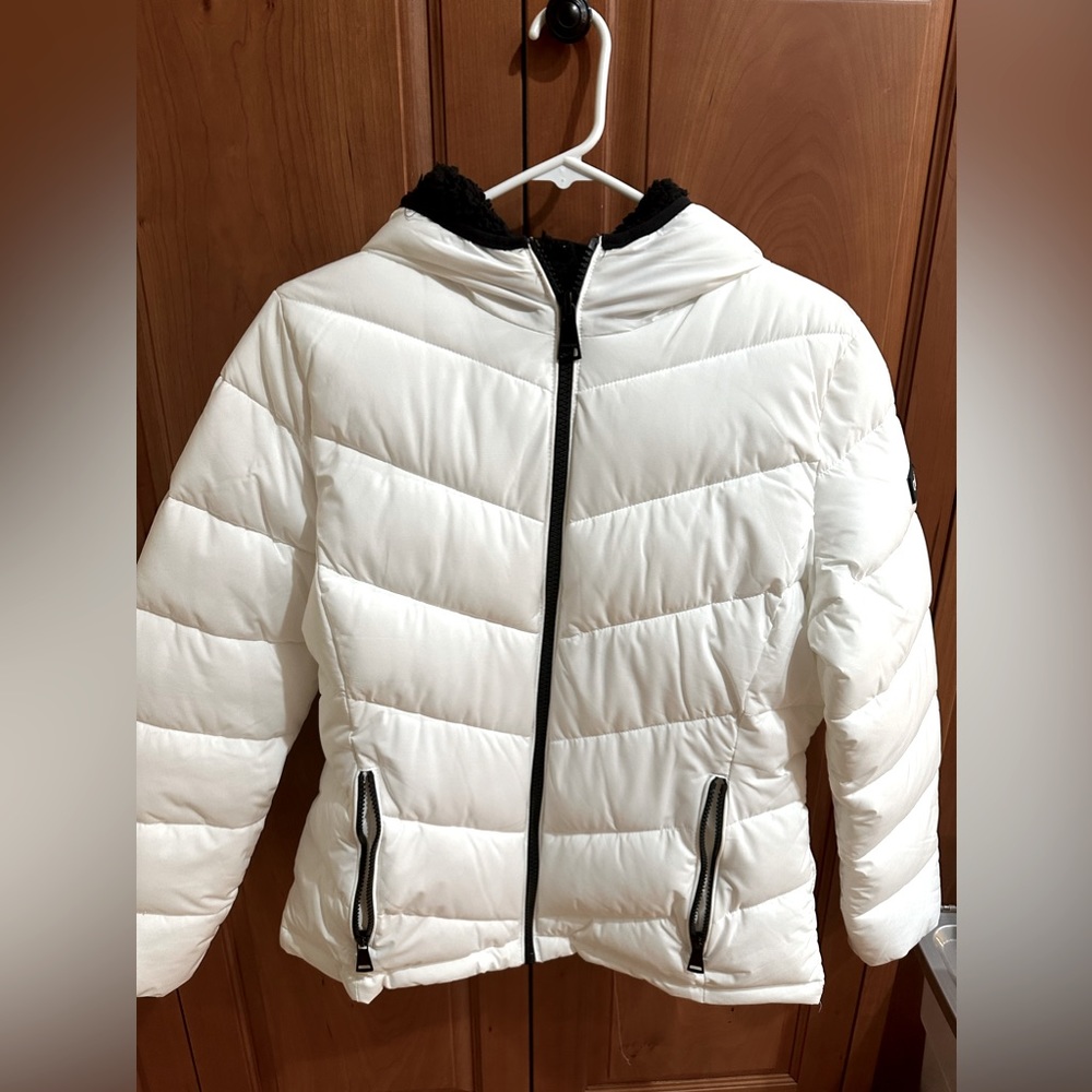 NWOT’s Calvin Klein Winter Coat, size small.